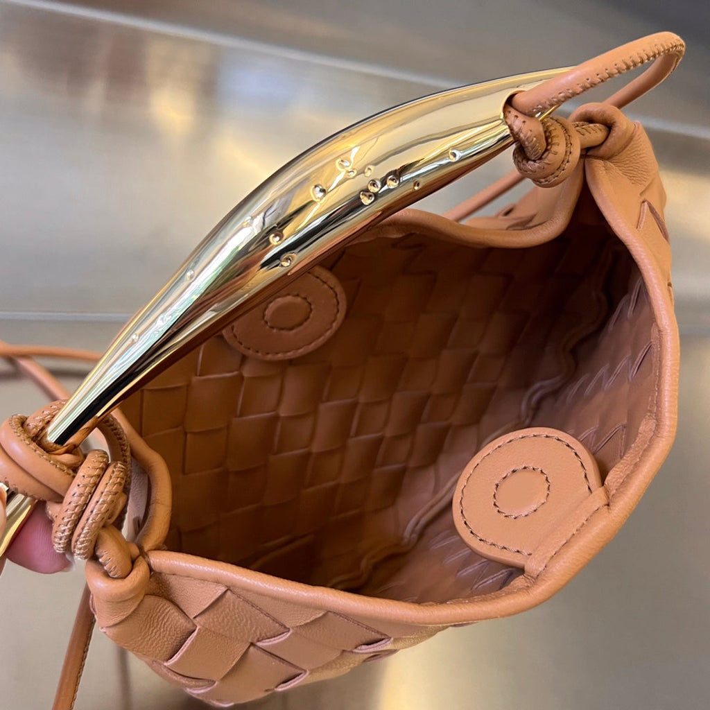 BOTTEGA VENETA SARDINE 20 WITH CHAIN IN TAWNY BROWN LAMBSKIN