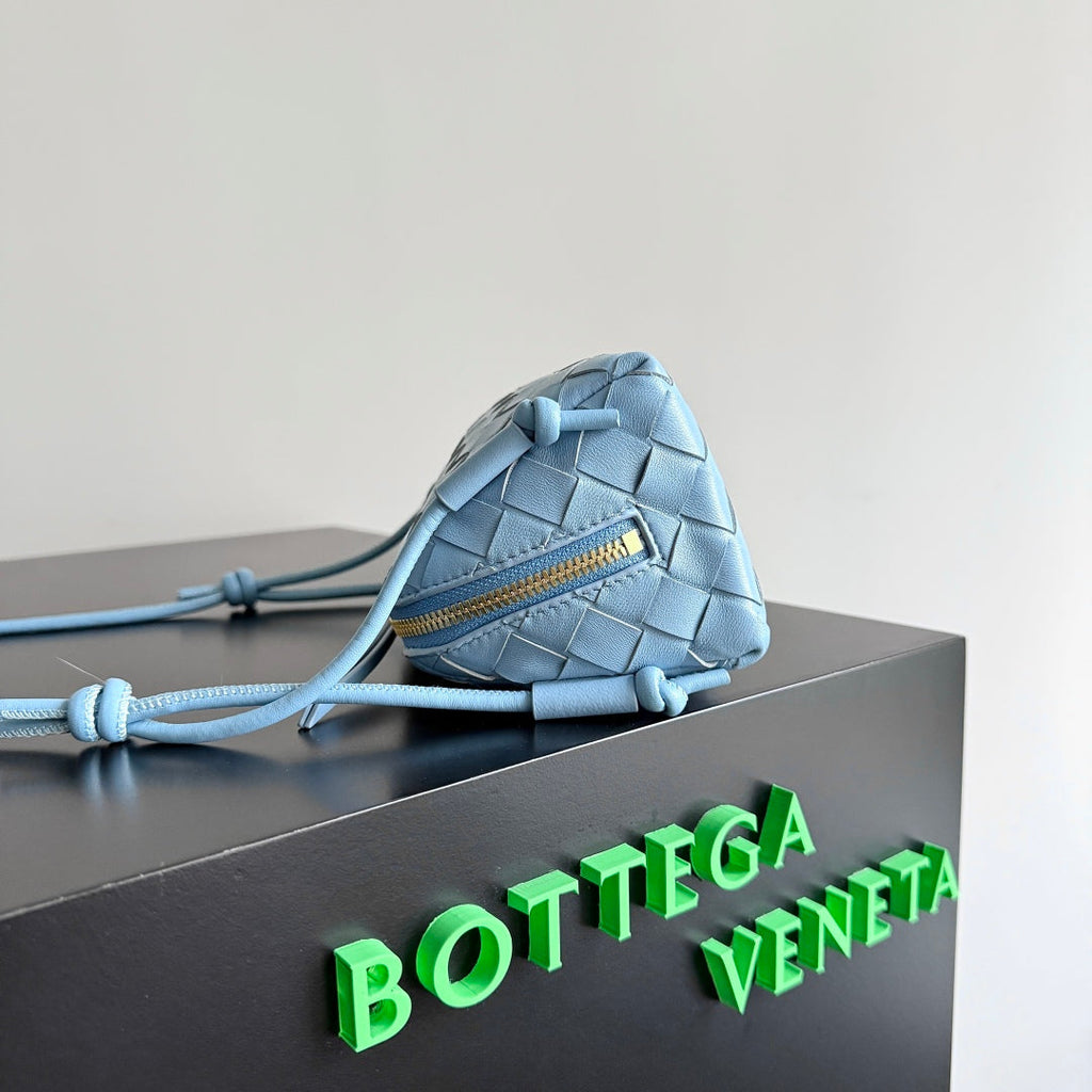 CONCERT POUCH 18.5 IN LIGHT BLUE LAMBSKIN