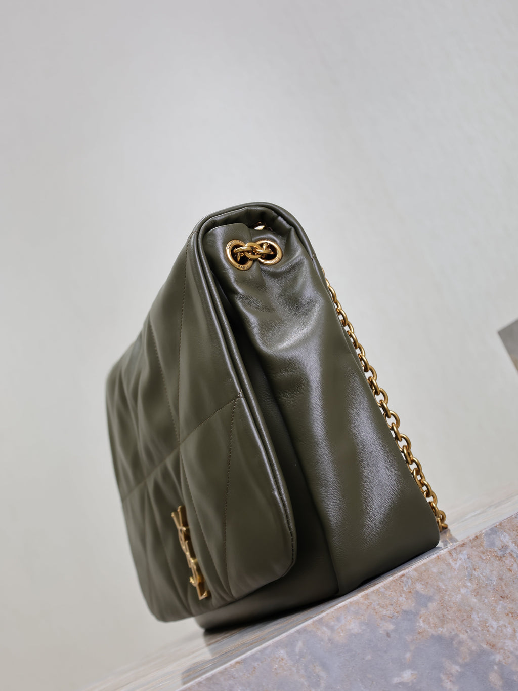 YSL 25S LARGE JAMIE 43 IN LIGHT MUSK LAMBSKIN GOLD HARDWRE