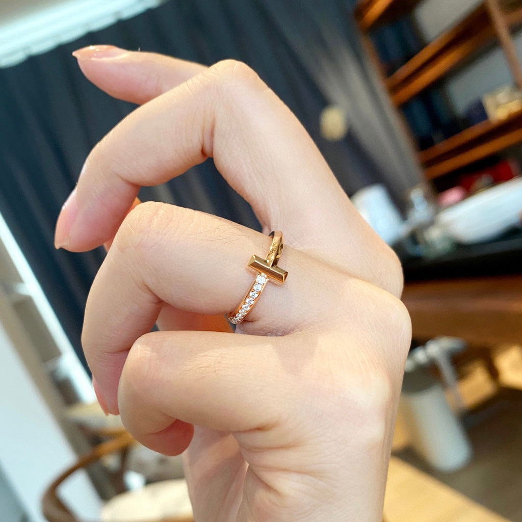 18K Tiffany T1 Diamond Ring
