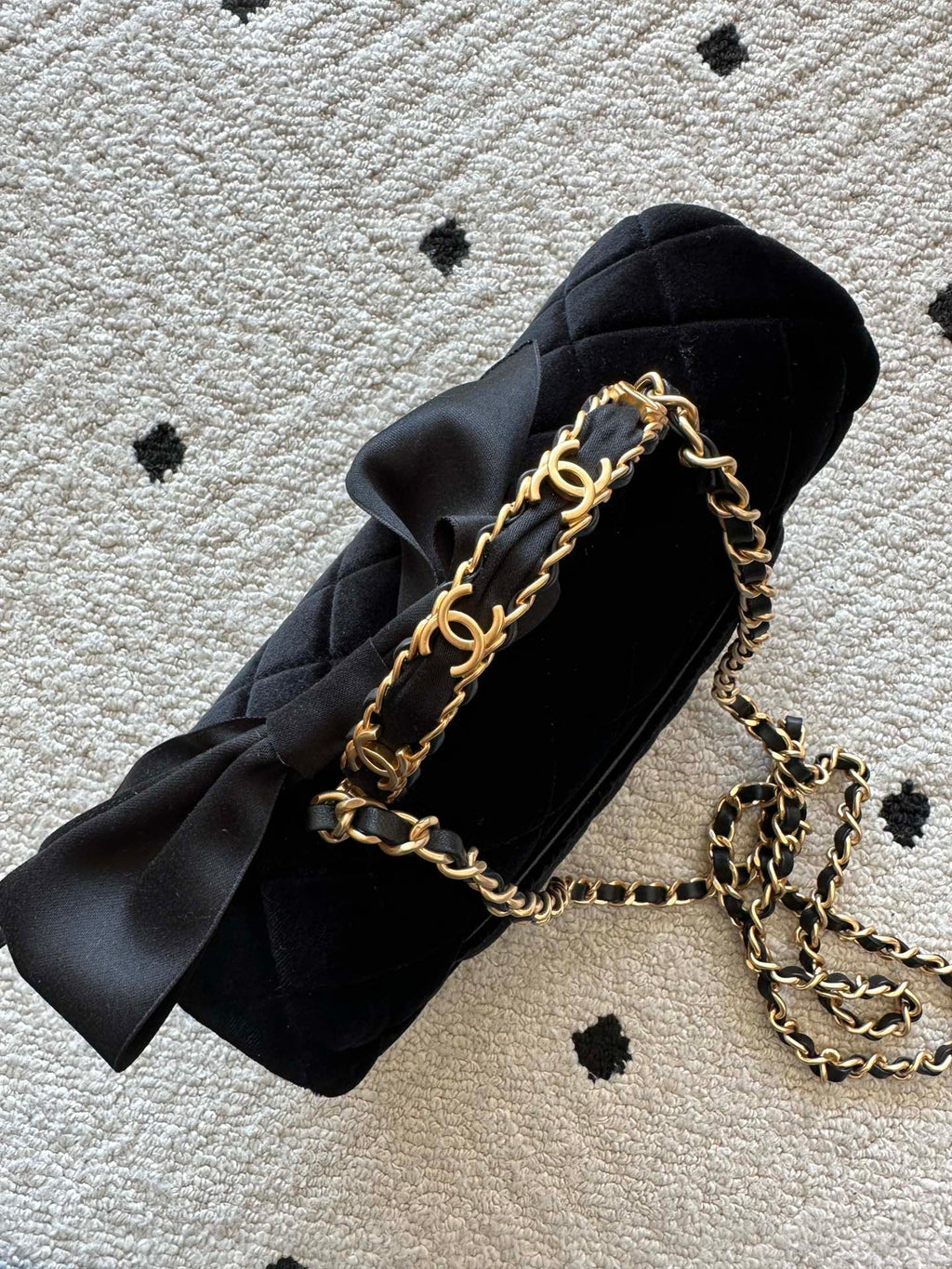 CHANEL 25S MINI FLAP BAG 23 IN BLACK VELVET WITH GOLD HARDWARE