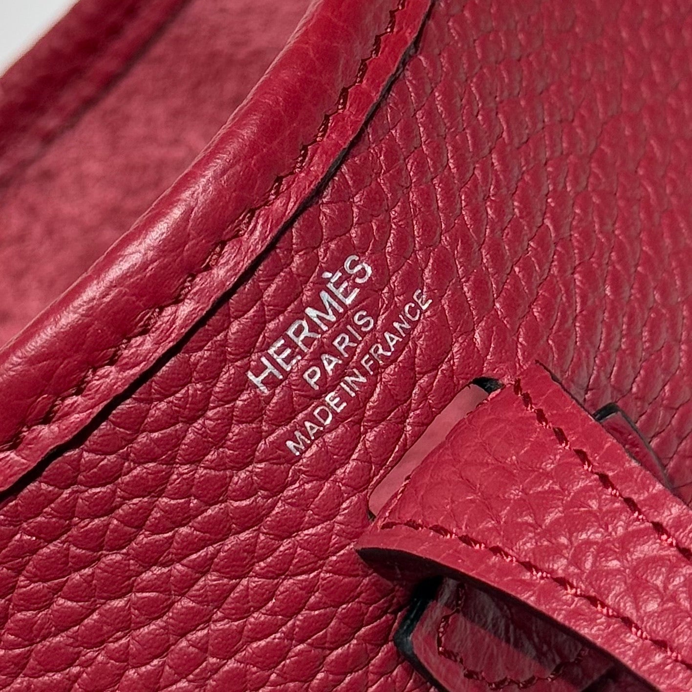 HERMES 25S MINI EVELYNE 18 IN BURGUNDY PATTERNED STRAP CALFSKIN SILVER HARDWARE