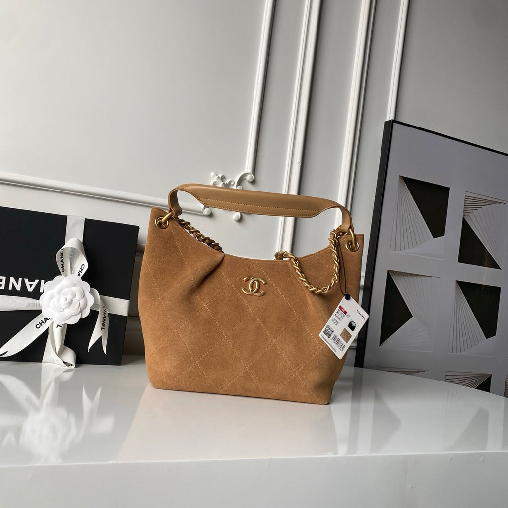 CHANEL 25S HOBO BAG 31 IN CARAMEL BROWN SUEDE WITH GOLD HARDWARE