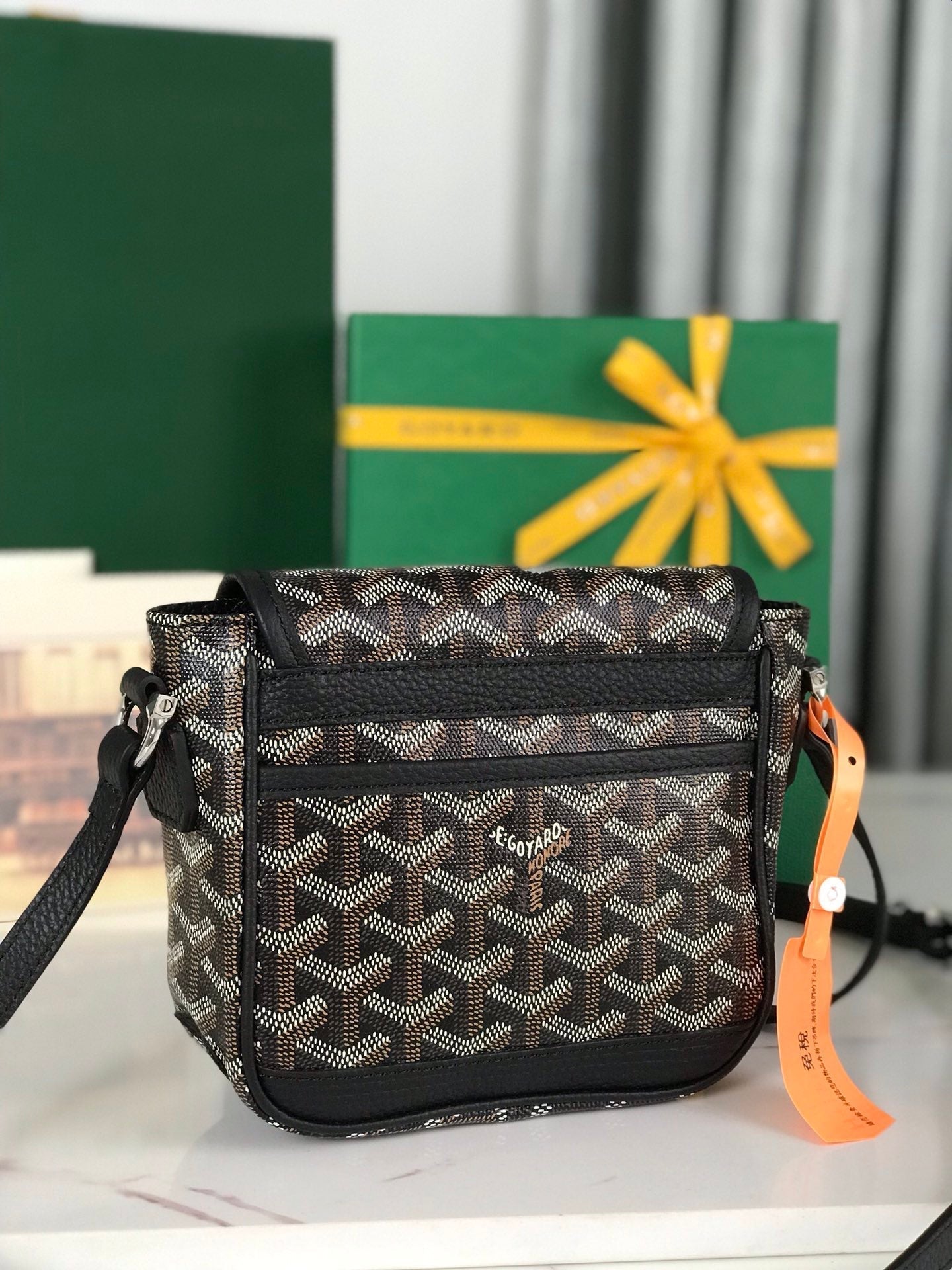 GRAND BLEU 16 IN BLACK GOYARDINE CANVAS AND LAMBSKIN