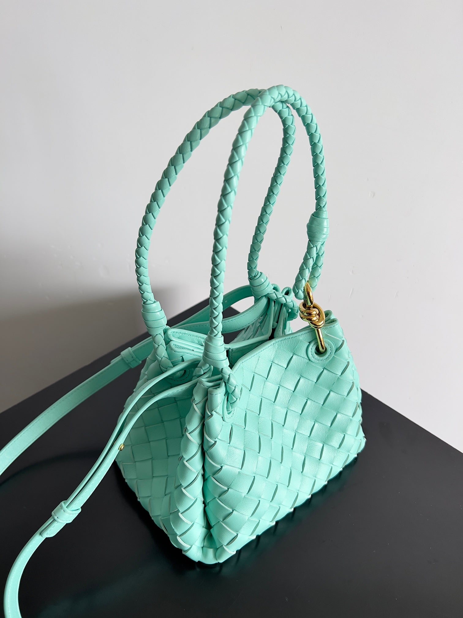 BV Small Parachute 21 Green Oasis Lambskin Ghw