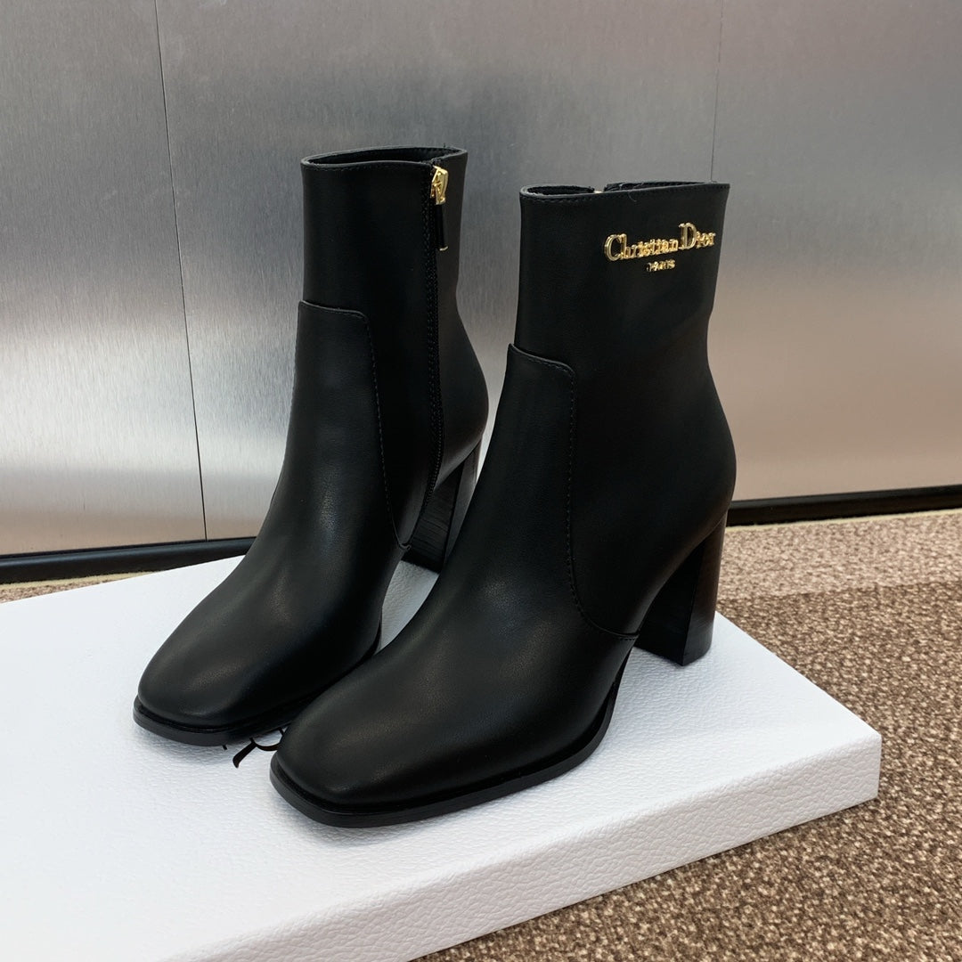 DIOR 25S D-TOWN HEELED ANKLE BOOT 80MM IN BLACK CALFSKIN